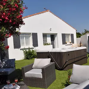  Villa In -villa Jacuzzi France